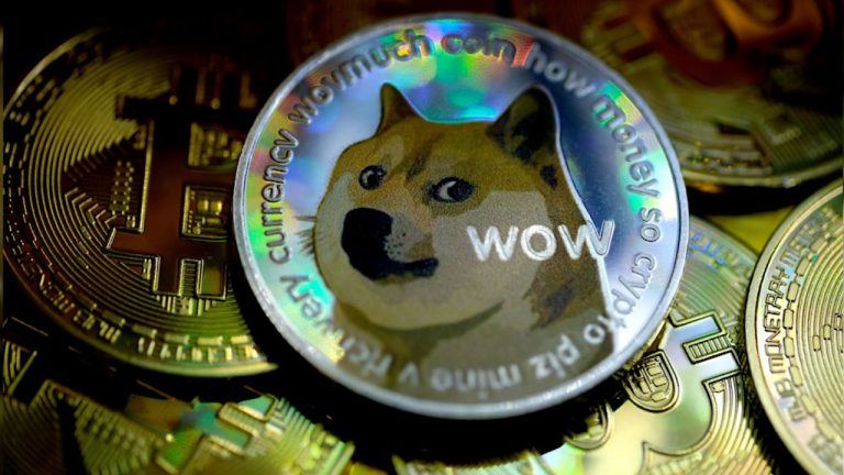 Dogecoin Markets Ignite: Elon Musk's ‘Dogefather’ Memes Spark FOMO Frenzy 